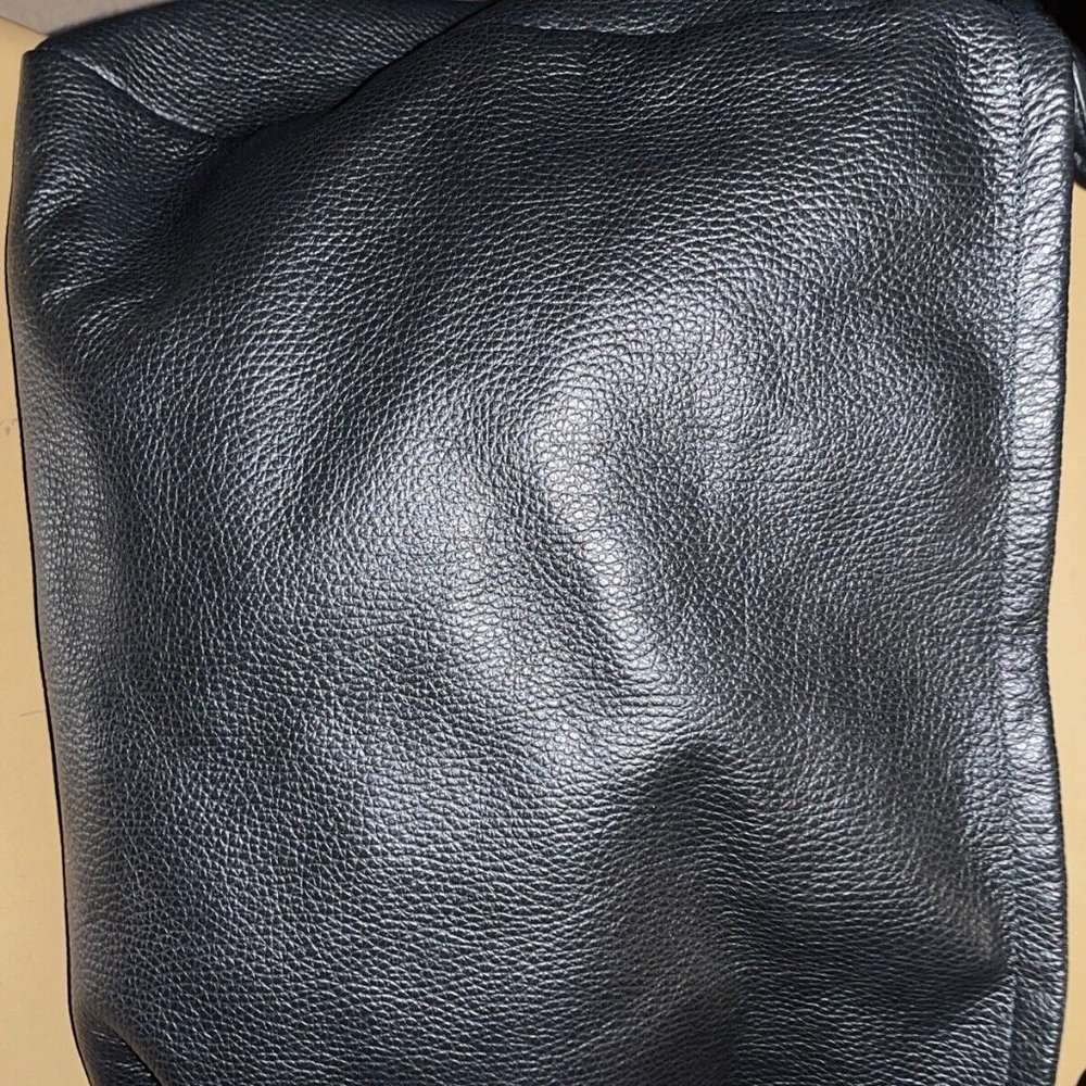 Mario Valentino black purse- Excellent condition - Picture 7 of 10